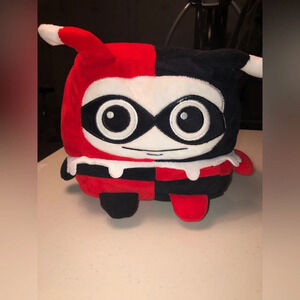 Six Flags Exclusive DC Comics Harley Quinn Square Plush